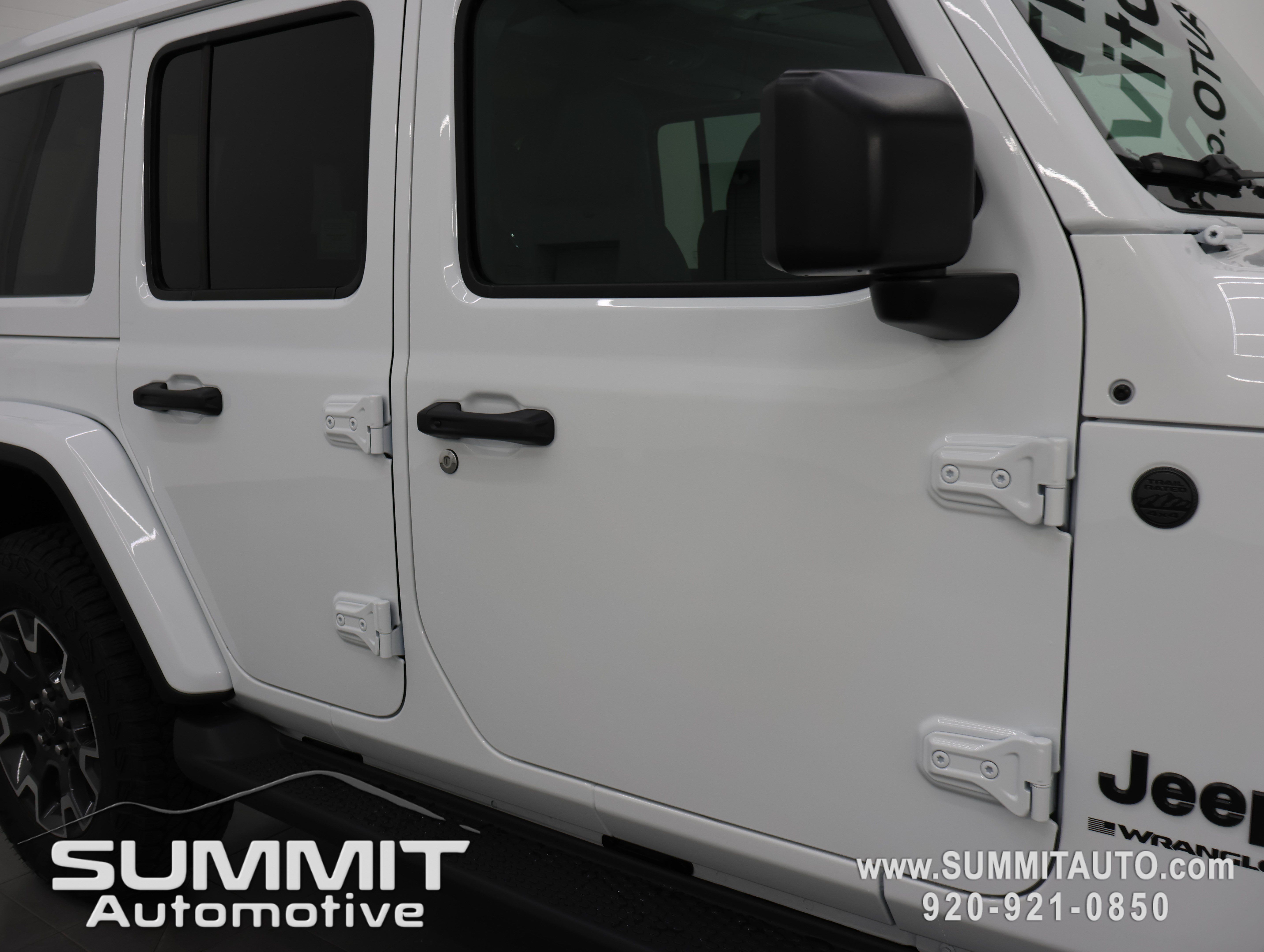 New 2027 Jeep Wrangler Unlimited Sahara AWD/4WD image 23
