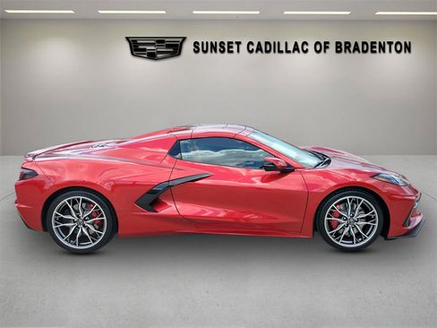 Used 2026 Chevrolet Corvette Stingray Premium Conv w/ Z51 Performance Package RWD image 3