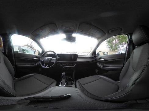Used 2025 Buick Encore GX Preferred FWD image 42