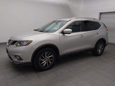 Used 2015 Nissan Rogue SL image 2