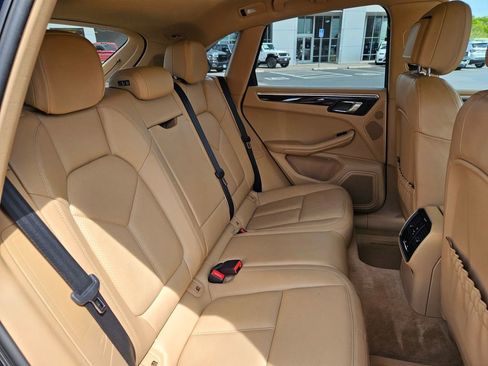 Used 2016 Porsche Macan S AWD/4WD image 28