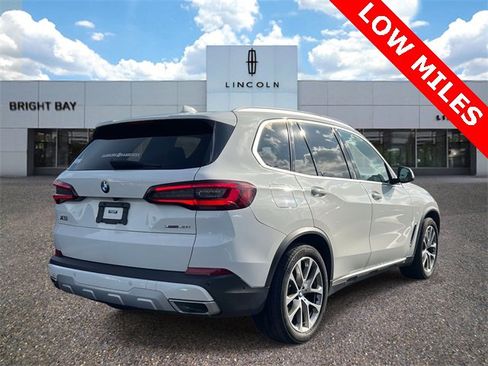 Used 2022 BMW X5 xDrive40i w/ Parking Assistance Package image 5