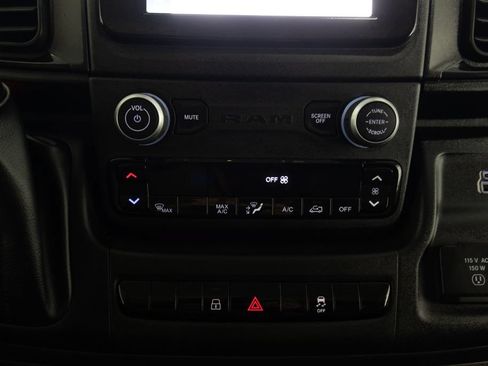 Used 2024 RAM ProMaster 2500 w/ Upfitter's Prep Package FWD image 28