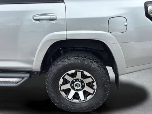Used 2019 Toyota 4Runner TRD Off-Road AWD/4WD image 34