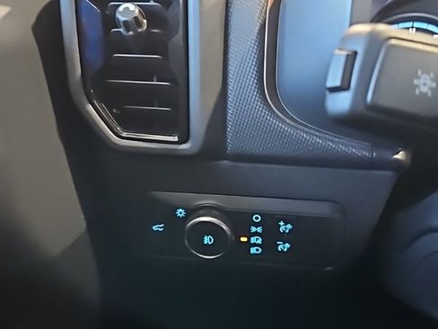 Used 2022 Ford Bronco Sport Outer Banks w/ Tech Package image 36