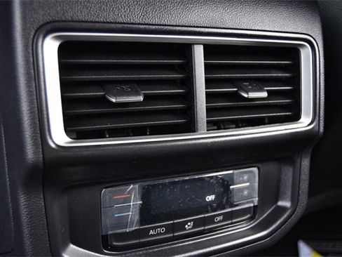 New 2026 Volkswagen Atlas SE image 23