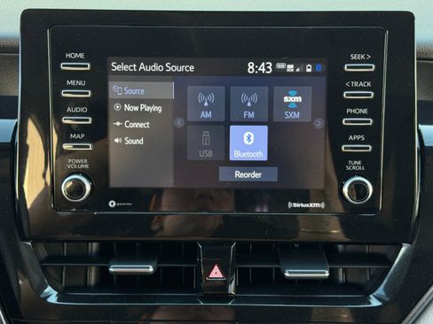 Used 2021 Toyota Camry SE FWD image 22