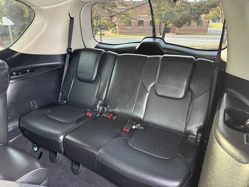 Used 2019 INFINITI QX80 Luxe RWD image 12