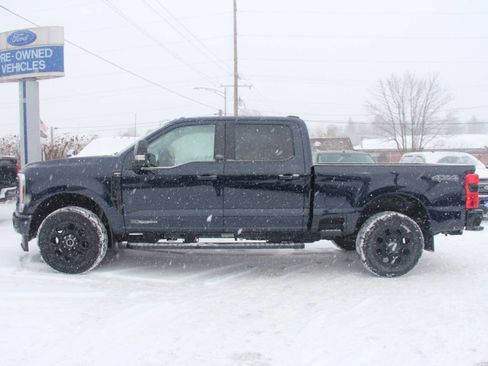 Certified 2025 Ford F350 Lariat w/ Lariat Ultimate Package image 2