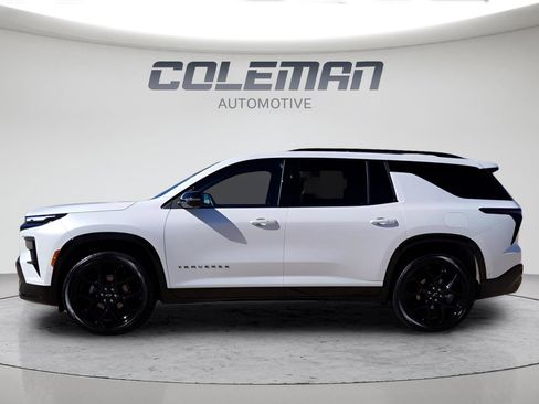 Used 2024 Chevrolet Traverse RS AWD/4WD image 2