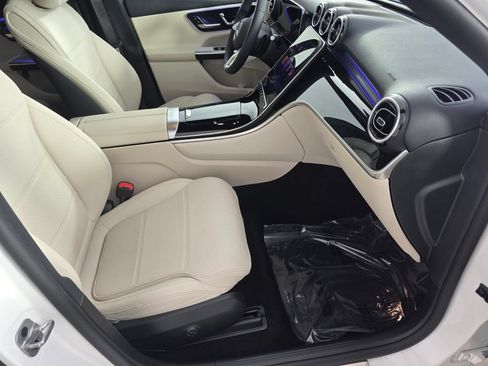 Certified 2025 Mercedes-Benz GLC 350e 4MATIC image 27