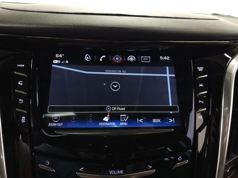 Used 2020 Cadillac Escalade Luxury image 25