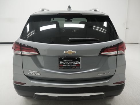 Used 2023 Chevrolet Equinox Premier FWD image 5
