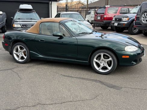Used 2001 MAZDA MX-5 Miata LS image 23