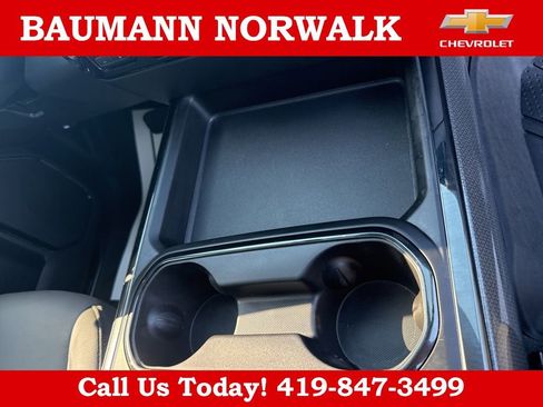 Used 2025 Chevrolet Silverado 2500 ZR2 w/ Technology Package AWD/4WD image 24
