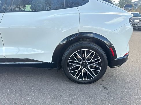 Certified 2024 Ford Mustang Mach-E Premium image 34