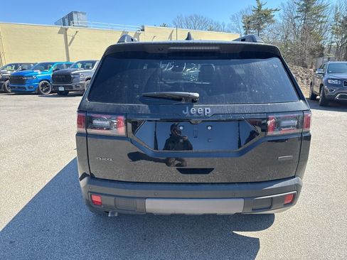 New 2026 Jeep Cherokee Overland image 4