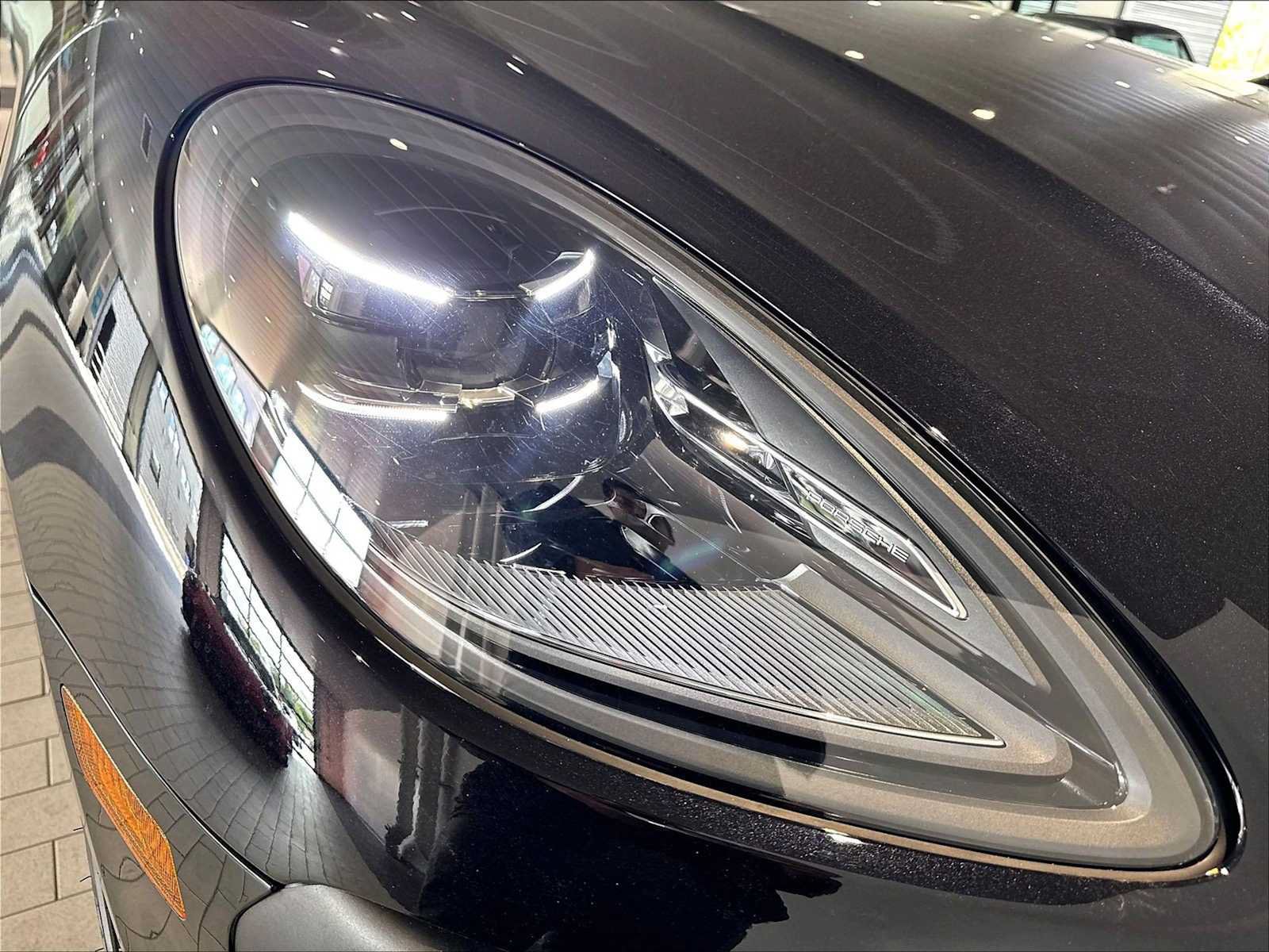 Used 2026 Porsche Macan Turbo AWD/4WD image 16