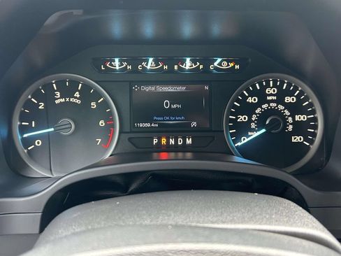 Used 2018 Ford F150 XLT w/ Equipment Group 302A Luxury AWD/4WD image 26