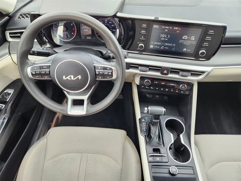 Used 2022 Kia K5 LXS image 34