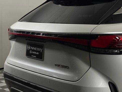 Used 2025 Lexus RX 350 Premium w/ Accessory Package (Z1) FWD image 18