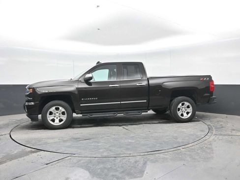 Used 2018 Chevrolet Silverado 1500 LTZ Z71 w/ LTZ Plus Package AWD/4WD image 4