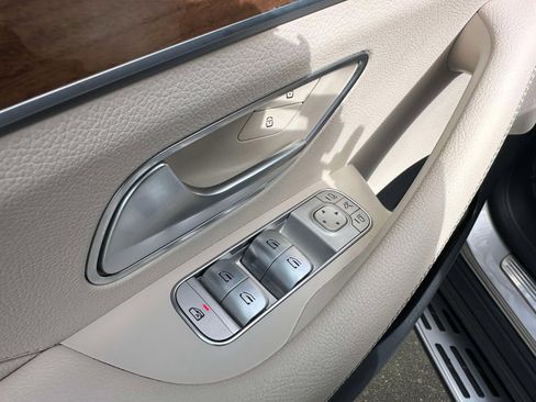 Used 2023 Mercedes-Benz GLE 350 4MATIC image 19