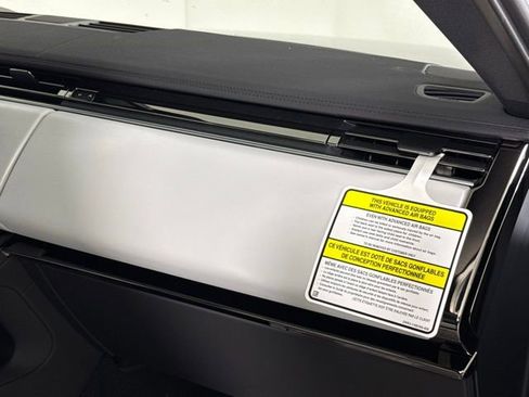 New 2026 Land Rover Range Rover Sport SE image 33