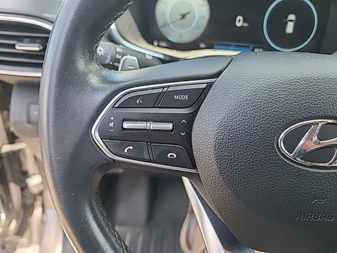 Used 2022 Hyundai Santa Fe XRT image 2