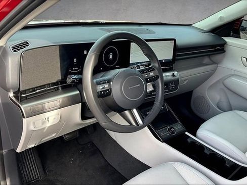 Used 2024 Hyundai Kona SEL w/ Convenience Package FWD image 11