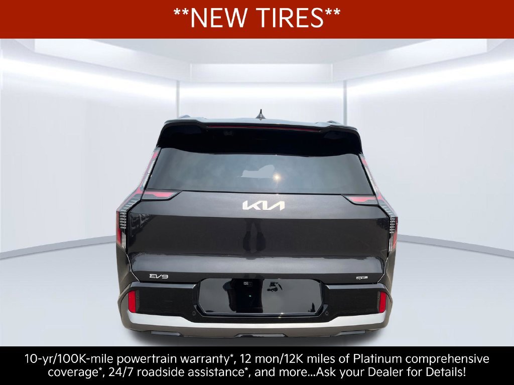 Certified 2024 Kia EV9 GT-Line AWD/4WD image 5