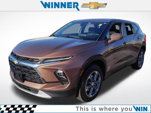 Certified 2023 Chevrolet Blazer LT AWD/4WD image 1