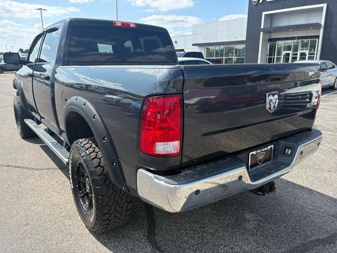 Used 2017 RAM 2500 Tradesman w/ Chrome Appearance Group AWD/4WD image 3