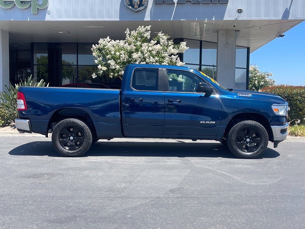 Used 2022 RAM 1500 Big Horn AWD/4WD image 3