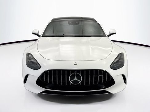 Used 2024 Mercedes-Benz AMG GT 63 image 10