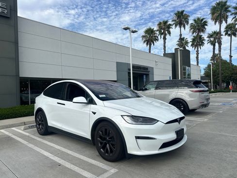Used 2023 Tesla Model X AWD/4WD image 2