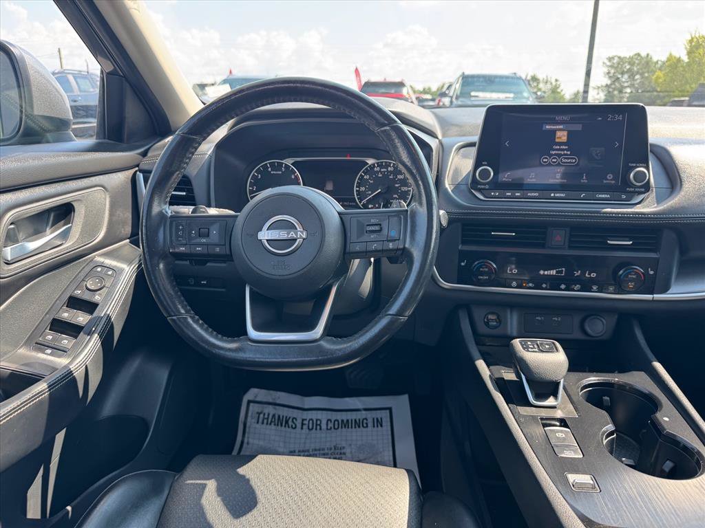 Used 2024 Nissan Rogue SV w/ SV Premium Package FWD image 14