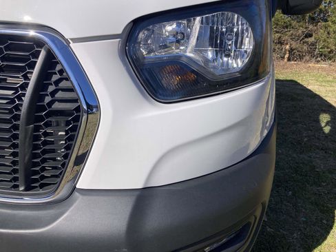 Used 2024 Ford Transit 250 Low Roof w/ Exterior Upgrade Package image 12