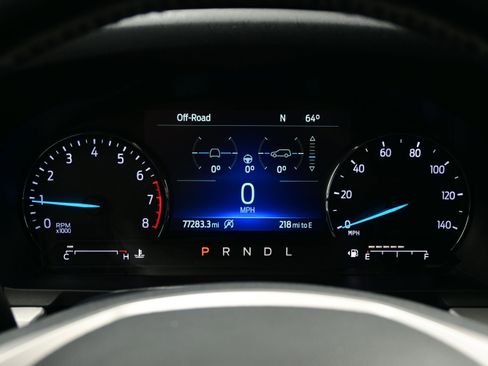 Used 2021 Ford Explorer XLT w/ Equipment Group 202A AWD/4WD image 27