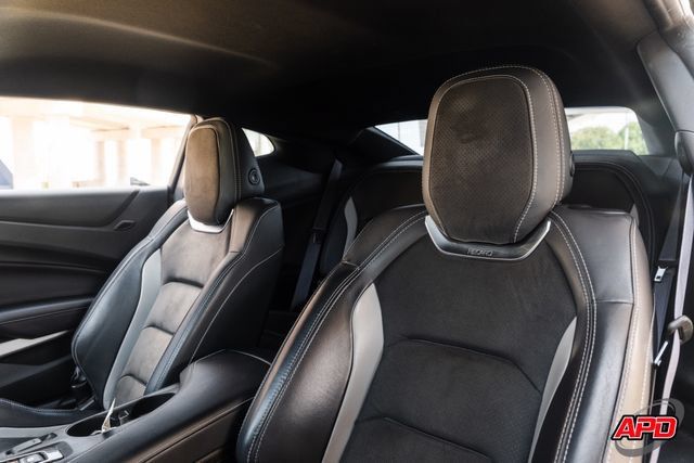 Used 2017 Chevrolet Camaro SS RWD image 29