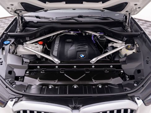 Certified 2026 BMW X5 xDrive40i AWD/4WD image 32