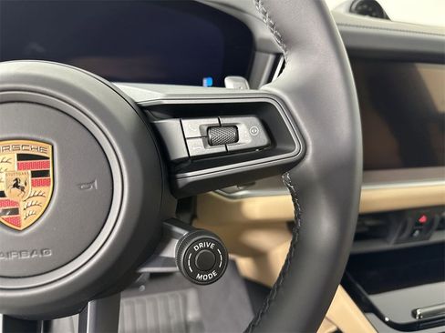 New 2026 Porsche Cayenne Coupe image 39