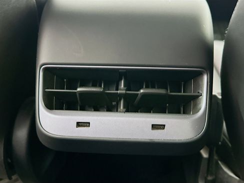 Used 2020 Tesla Model 3 Standard Range Plus image 25