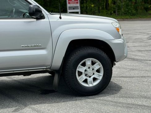 Used 2012 Toyota Tacoma PreRunner w/ SR5 Pkg RWD image 7