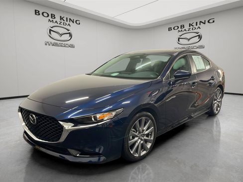 Used 2024 MAZDA MAZDA3 s FWD image 1