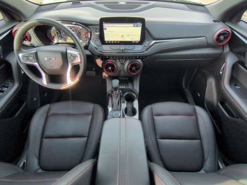 Certified 2024 Chevrolet Blazer RS w/ Driver Confidence II Package image 18