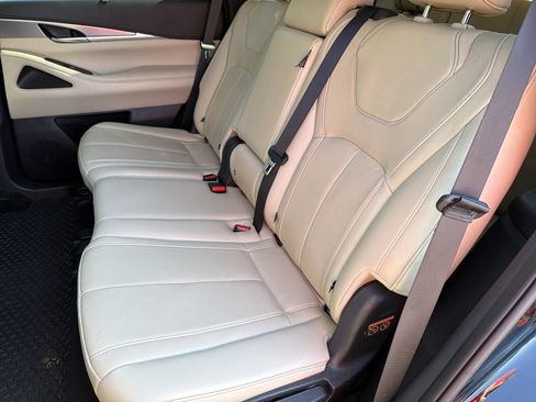 Used 2023 INFINITI QX60 Luxe w/ Cargo Package FWD image 18