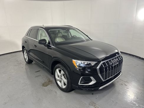Used 2019 Audi Q3 2.0T Premium AWD/4WD image 28