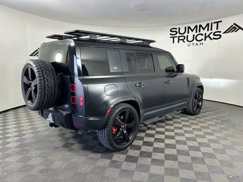 Used 2020 Land Rover Defender 110 HSE AWD/4WD image 4