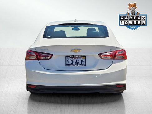 Used 2022 Chevrolet Malibu LT FWD image 5